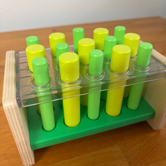 Lovevery Wooden Posting Stand - Picture 3 of 5